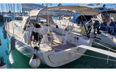 Italia Yachts 13.98, Papillon