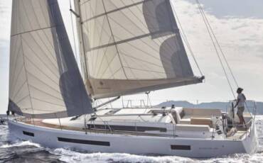 Jeanneau 49.0, Marina 2