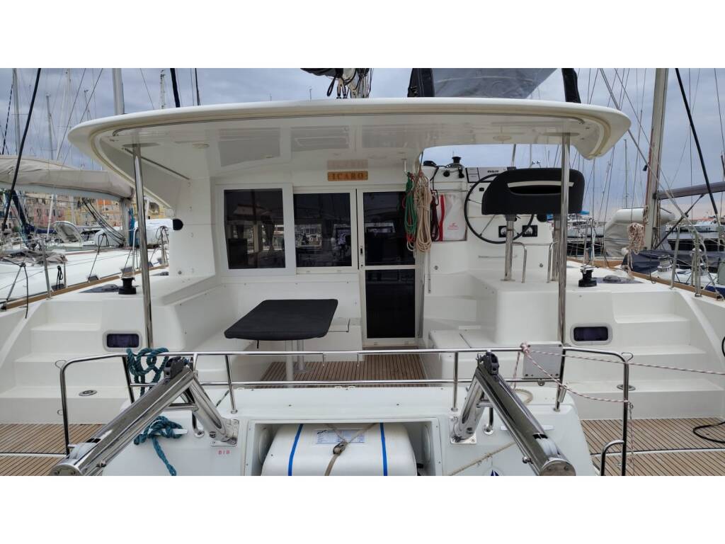 Lagoon 40, Icaro