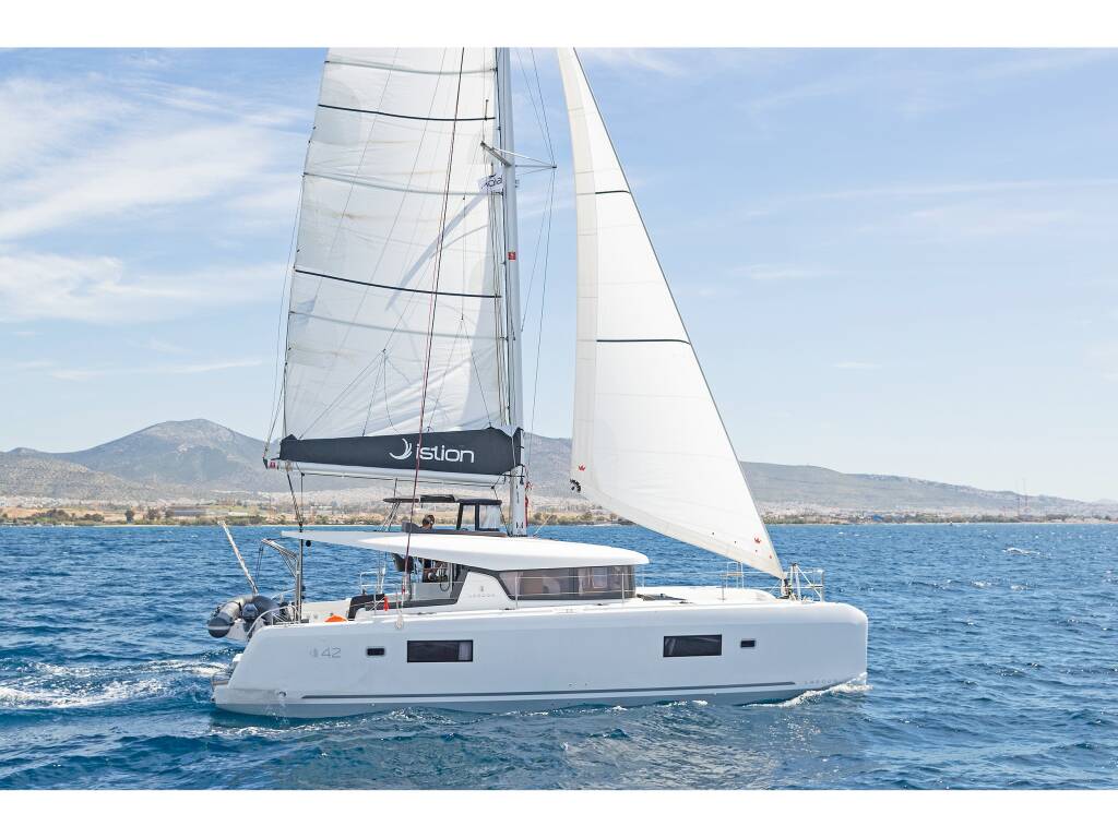 Lagoon 42 A, DREAM WATERS