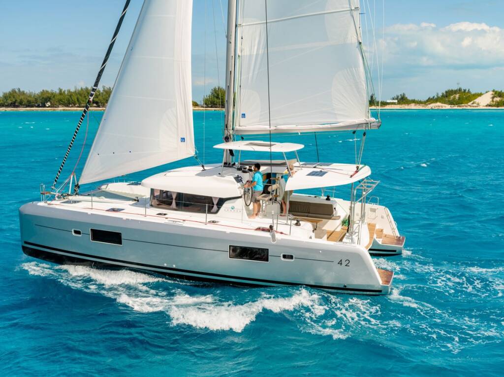 Lagoon 42, NURI
