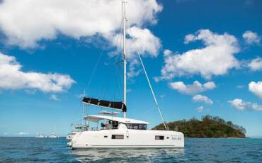 Lagoon 42 Golden Bride