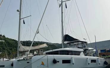 Lagoon 42, Capovento