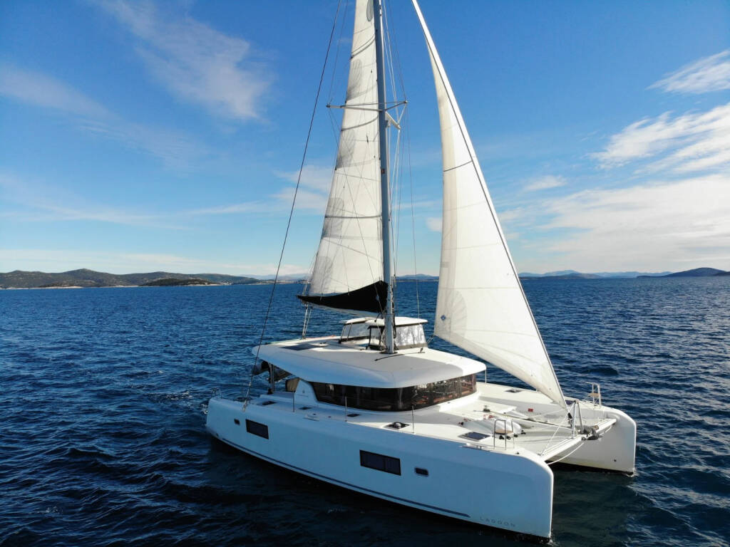 Lagoon 42, Sofibel