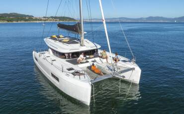Lagoon 43, Aurora Blue - Premium line