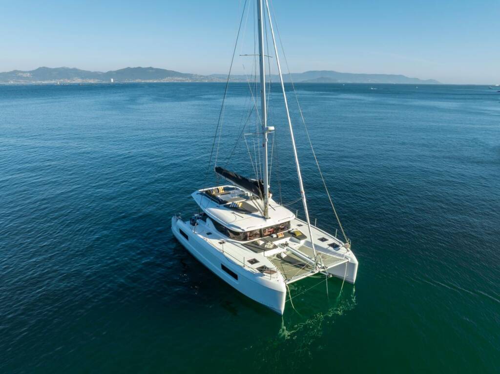 Lagoon 43, Kat Kat