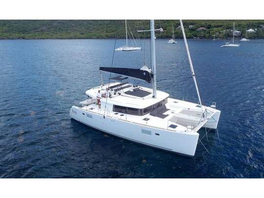 Lagoon 450 Fly , Oneno