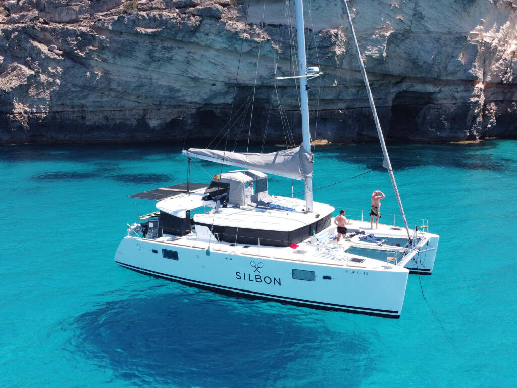 Lagoon 450, Gran Azul