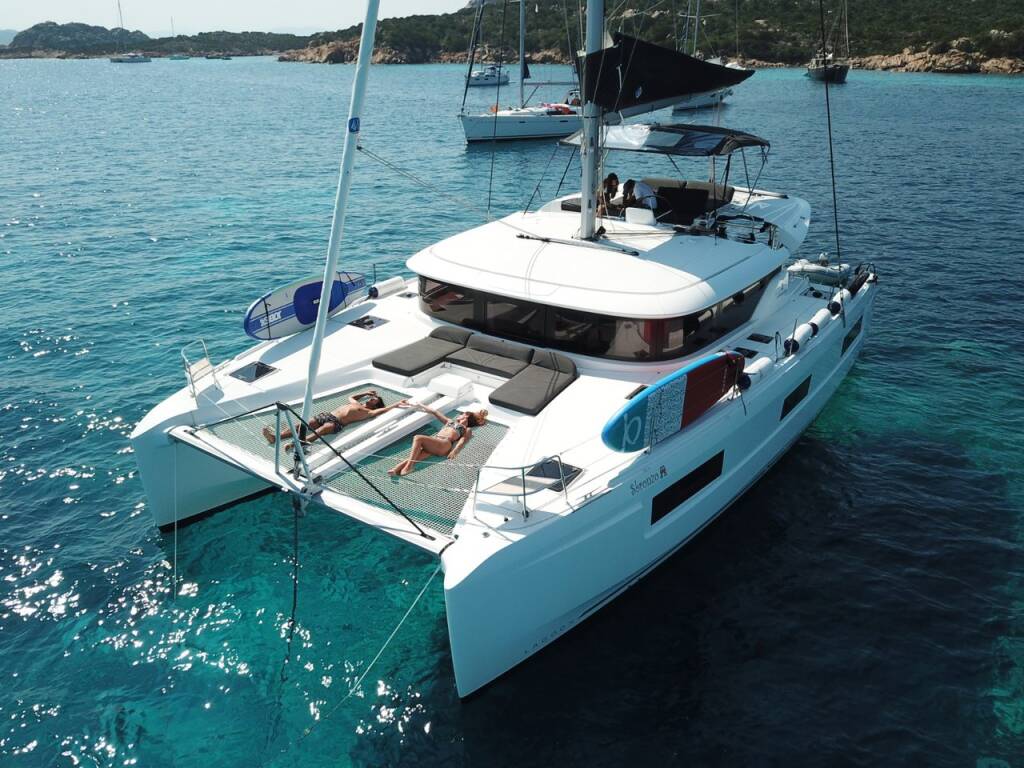 Lagoon 46, Sbronzo