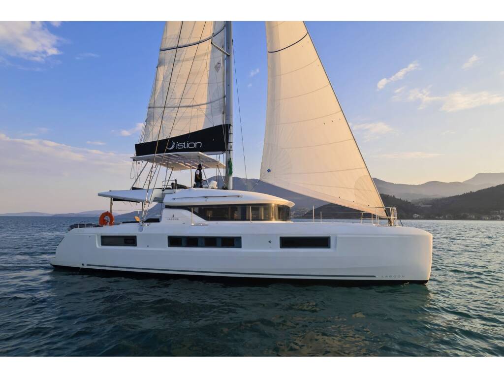 Lagoon 50 A, NEW L50 ATH (ONLY SKIPPERED)