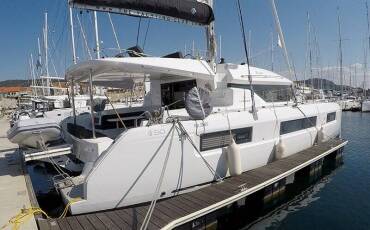 Lagoon 50, 