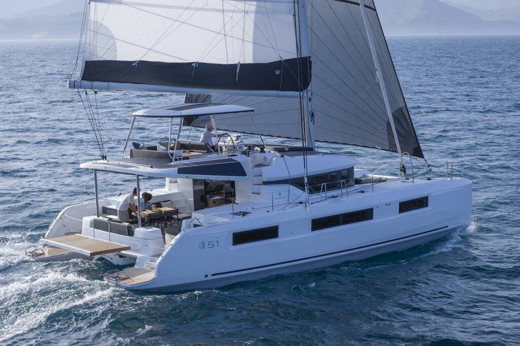 Lagoon 51 OW NEW (crewed)