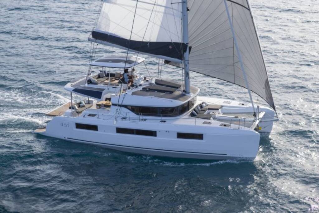 Lagoon 51, Efkrati