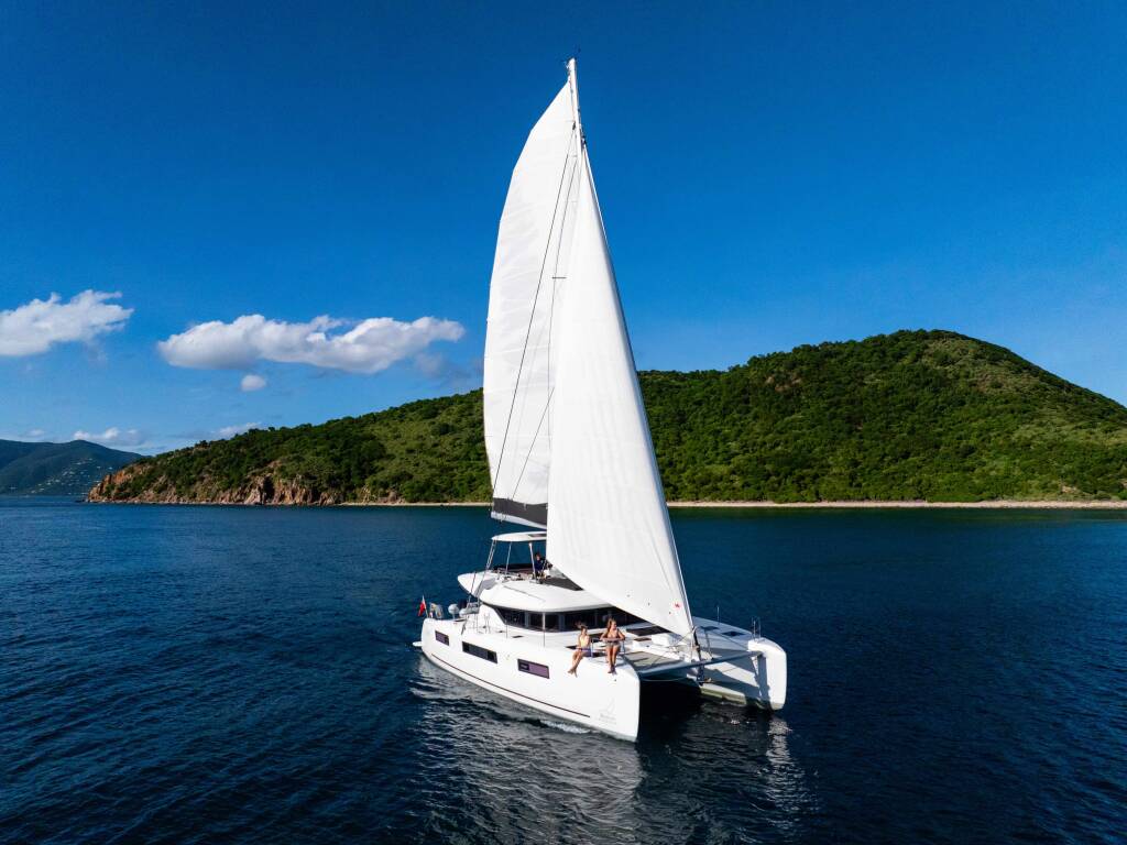 Lagoon 51, Slinky Malinki