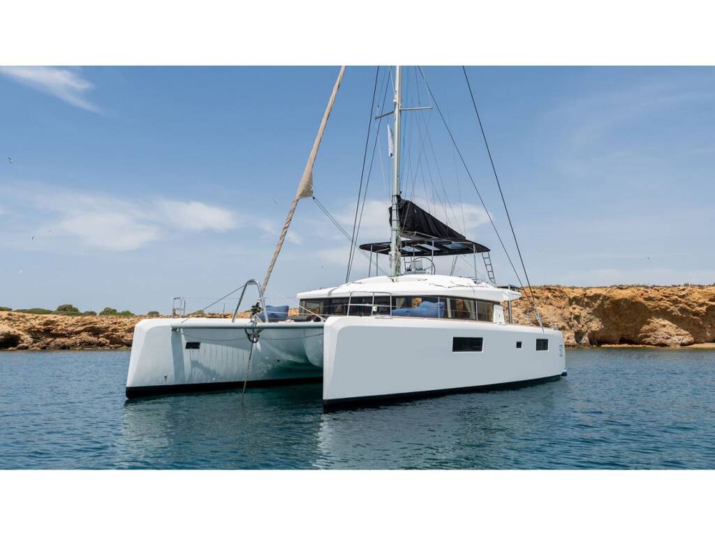 Lagoon 52 , Royal Hearts (A/C - Generator - Refit 2024)