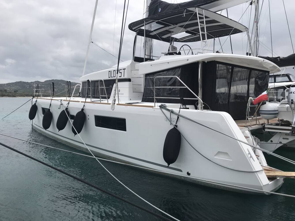 Lagoon 52F , Dugongo II