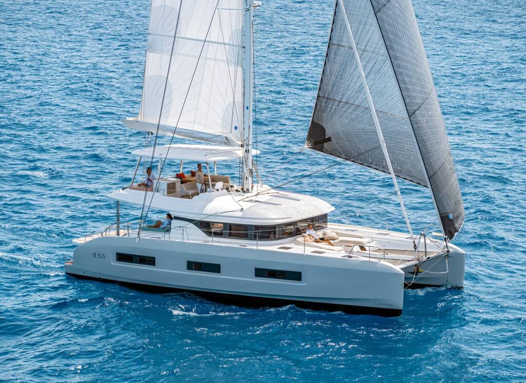 Lagoon 55, Enki