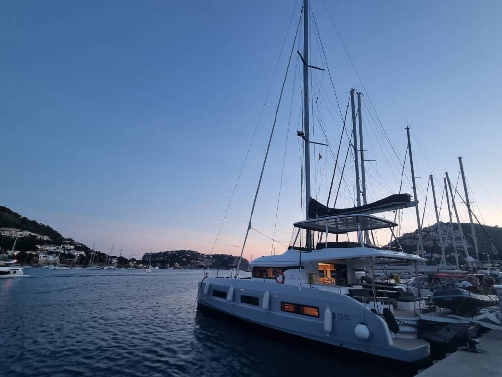 Lagoon 55[G], Emilia