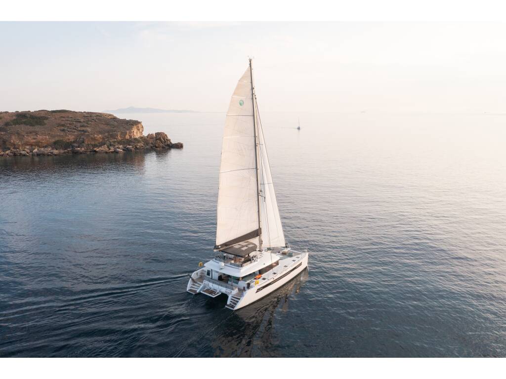 Lagoon 560, FOR SAIL