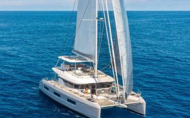 Lagoon 60 Montecristo (SXM) - FIRST CLASS