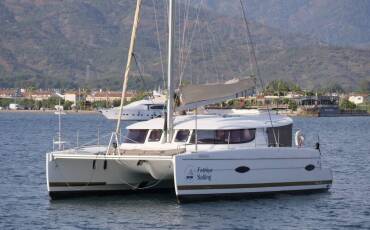 Lipari 41, Mirada
