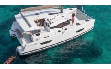 Lucia 40 Moorea