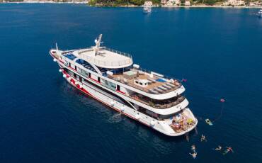 Luxury Motor Yacht, Antaris