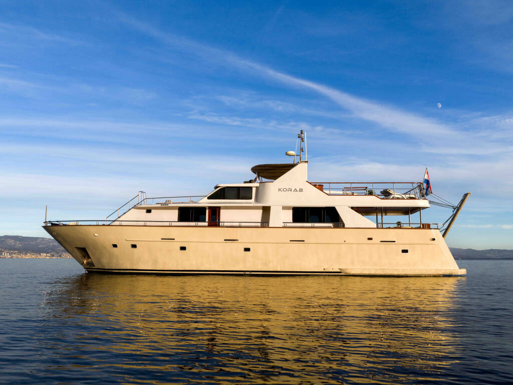Motoryacht Korab, Korab