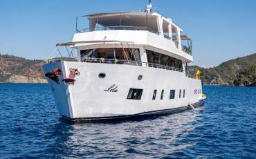 Motoryacht Lila Trawler, Lila Trawler