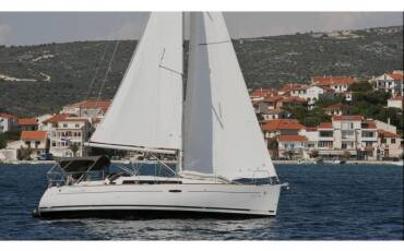 Oceanis 34, Nikoleta