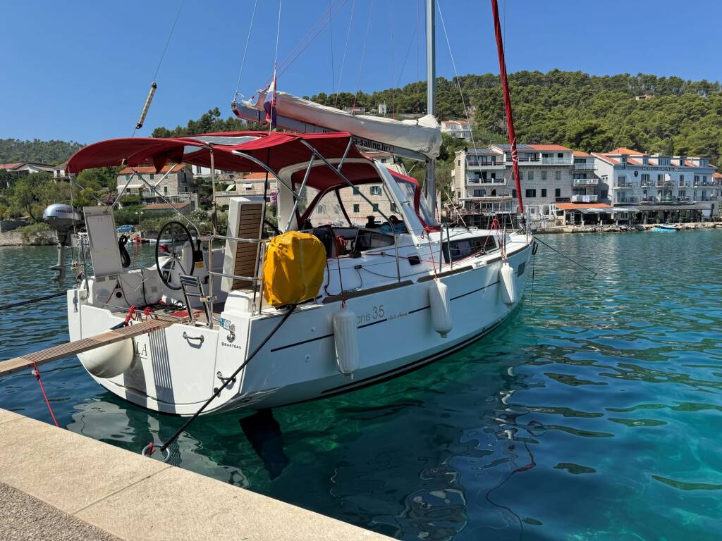 Oceanis 35, GALA