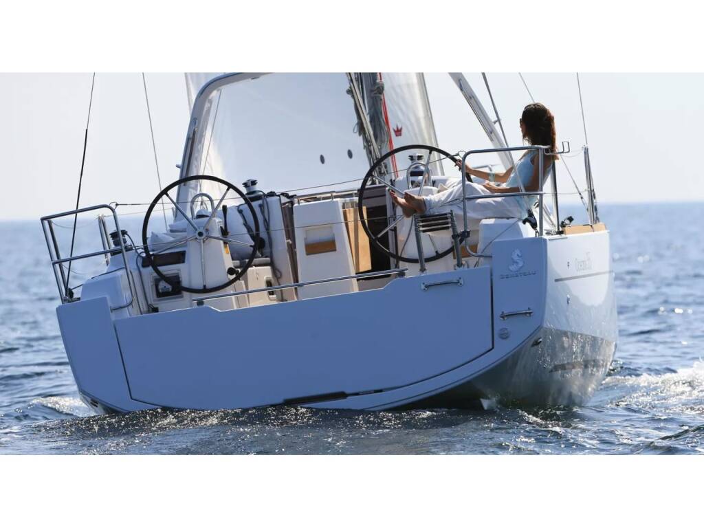 Oceanis 35, Blondi
