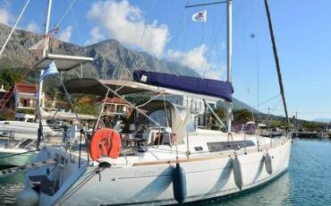 Oceanis 37, Maria