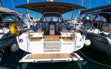 Oceanis 38, GREY PEARL