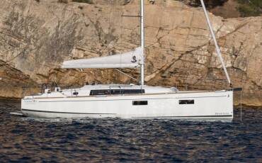 Oceanis 38.1, MAJANO