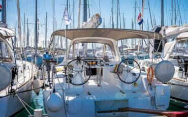 Oceanis 38.1, RAMONES
