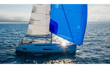 Oceanis 40.1, Hermes - Comfort line