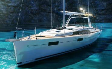 Oceanis 40.1, Escape