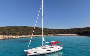 Oceanis 40.1, Kobe