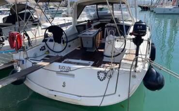 Oceanis 41.1, Black Lion