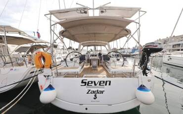 Oceanis 41.1, Seven