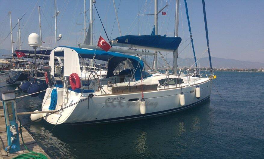 Oceanis 43.4, Filadelfo