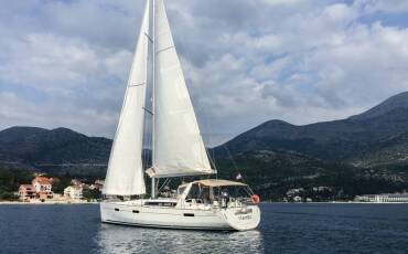 Oceanis 45 , Mambo 1