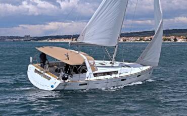 Oceanis 45, Golden Dreams