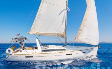 Oceanis 45, Butterfly