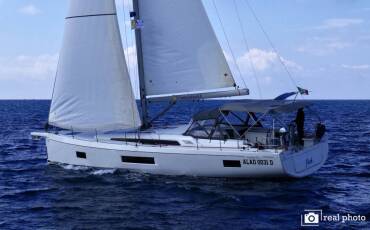 Oceanis 51.1, Jack