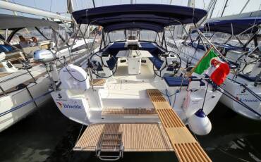 Oceanis 51.1, Briseide - Comfort line