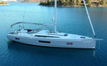 Oceanis 51.1, GREY GOOSE AC Generator