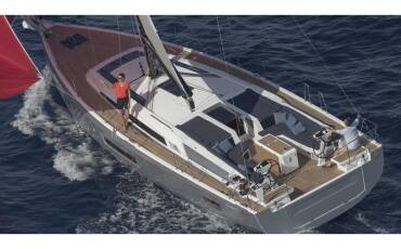 Oceanis 51.1, Demilia