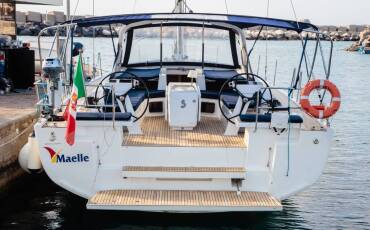 Oceanis 51.1, Maelle